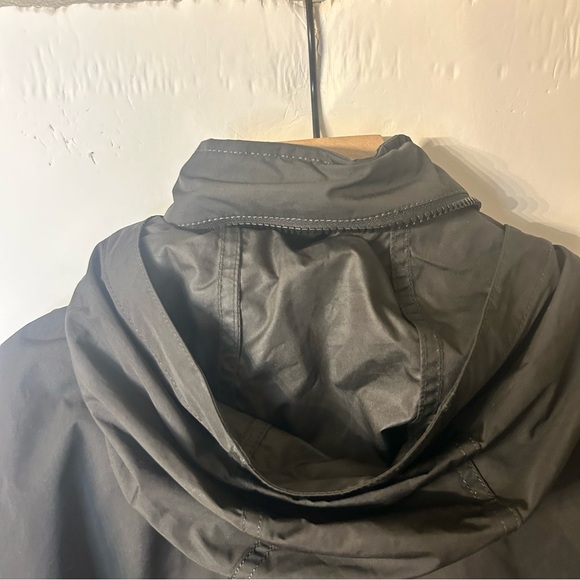 Gap Men’s Outdoor Edition Precision Designed Black Winter Jacket, Size Large - Picture 7 of 11